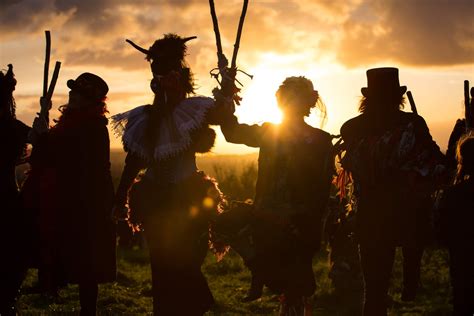 The Connection Between Solstice Rites and Pagan Astrology